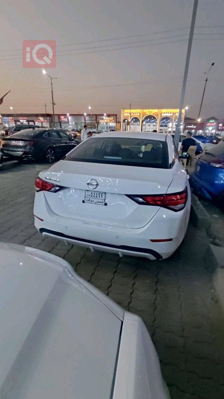 نیسان سێنترا